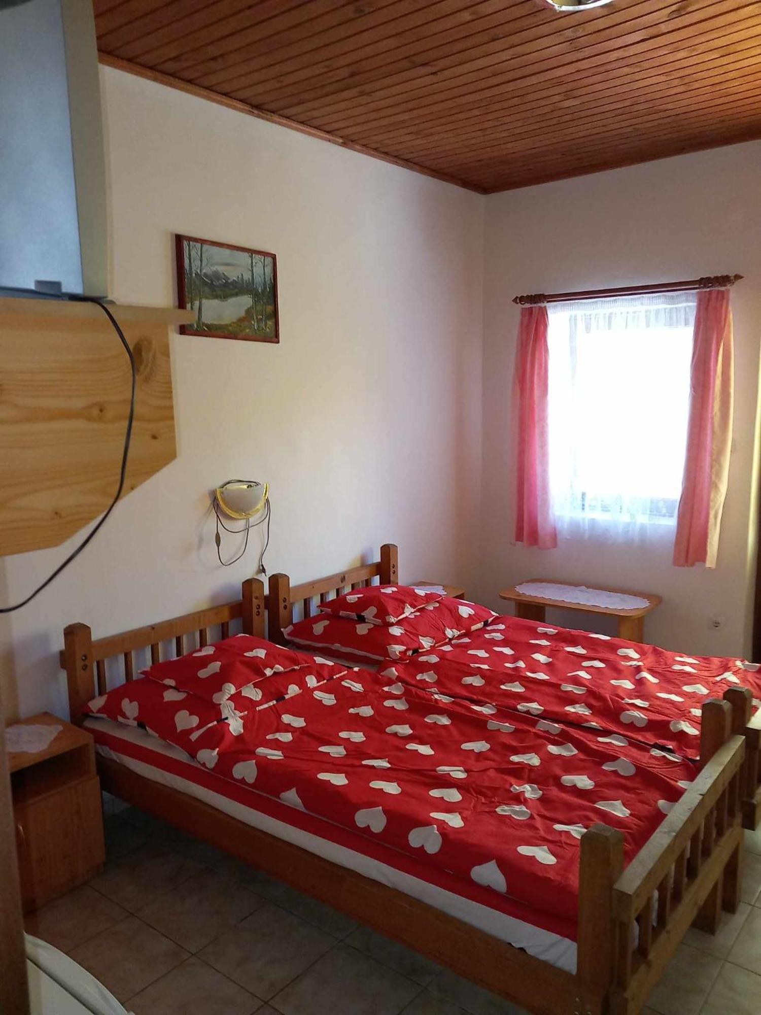 Zsuzsa Apartman Daire Poroszló Dış mekan fotoğraf